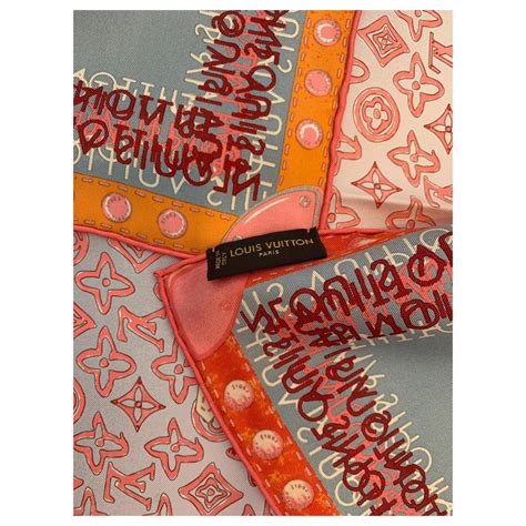 foulard louis vuitton multicolor|louis vuitton ready to wear.